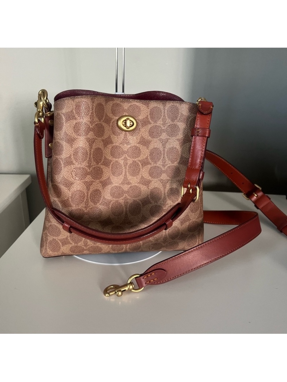 Coach Signature Canvas Shoulder Bag in Brown and Rust - Picture 3 of 10